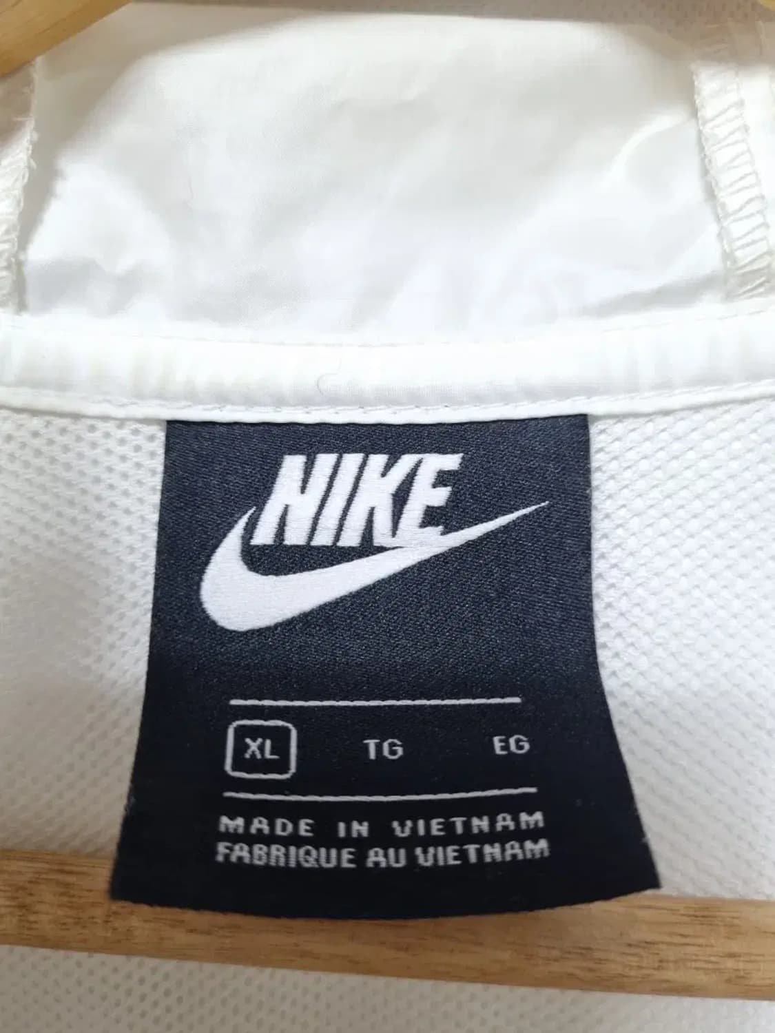 나이키 화이트 바람막이 자켓 여성 95 상품이미지4