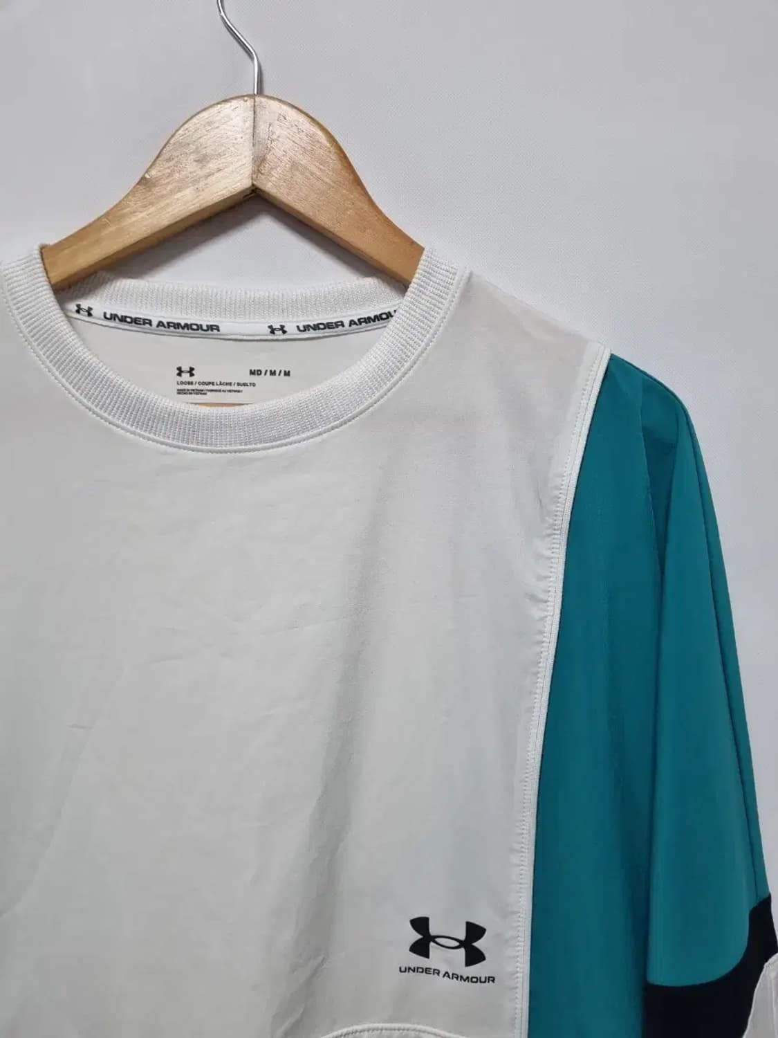 언더아머 바람막이 맨투맨 M 상품이미지3