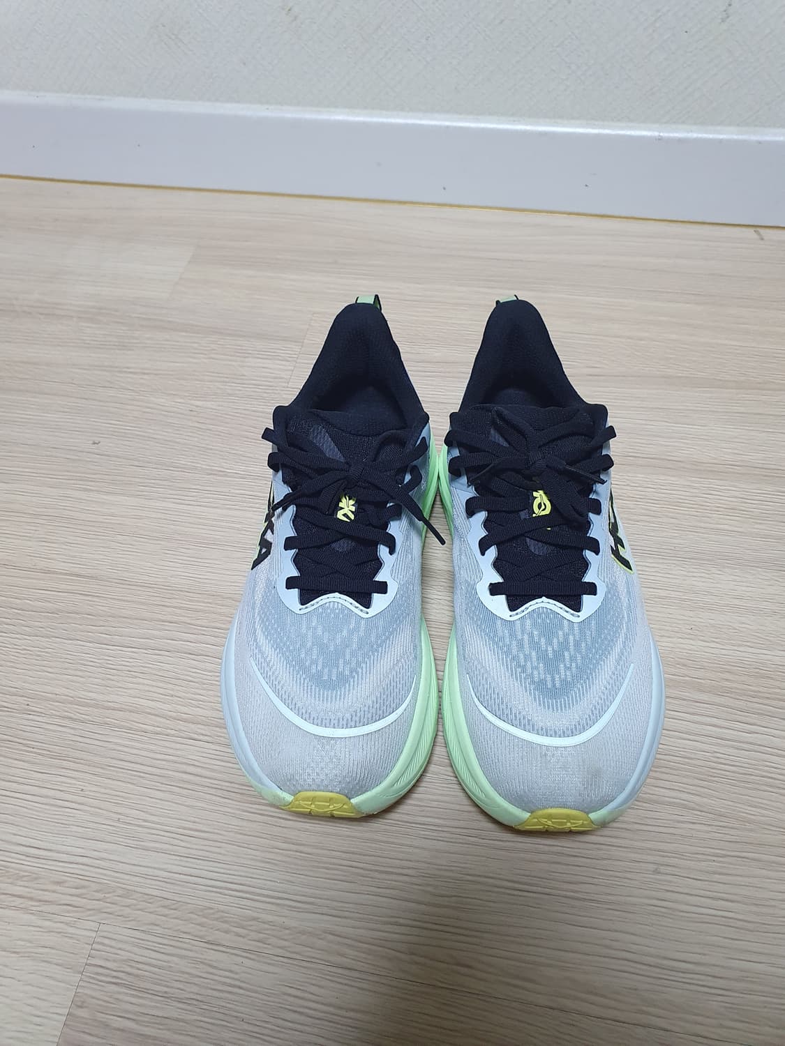 호카 스카이플로우 와이드 러닝화 265 상품이미지3