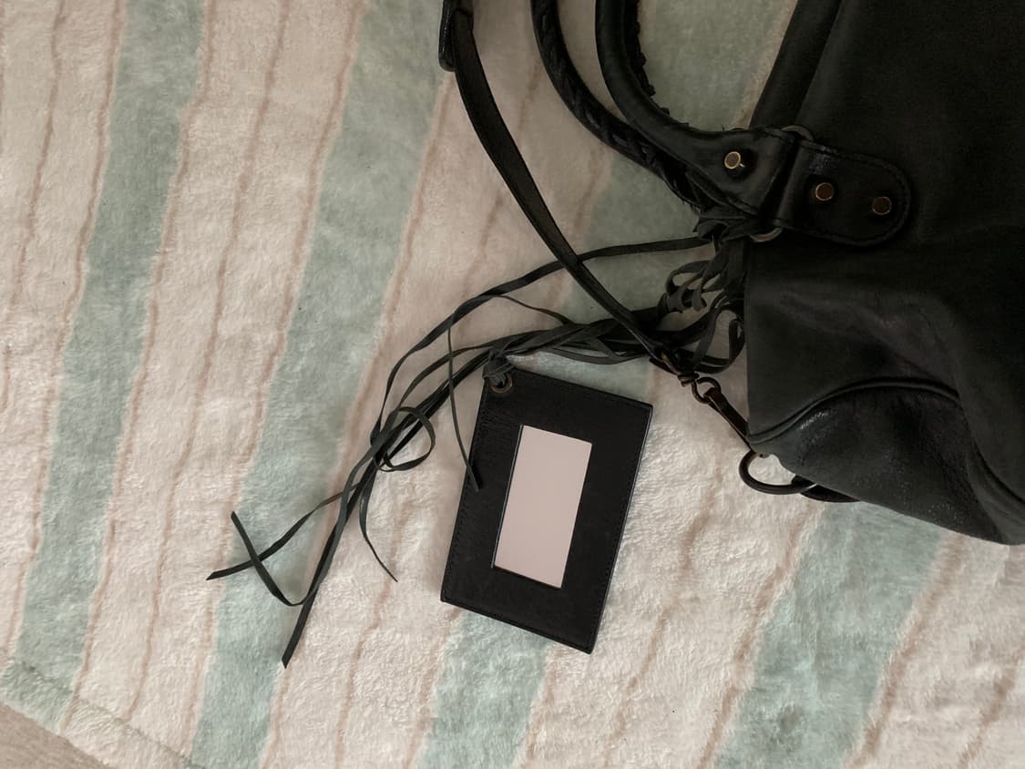 발렌시아가 모터백 트위기 블랙 정품 상품이미지9