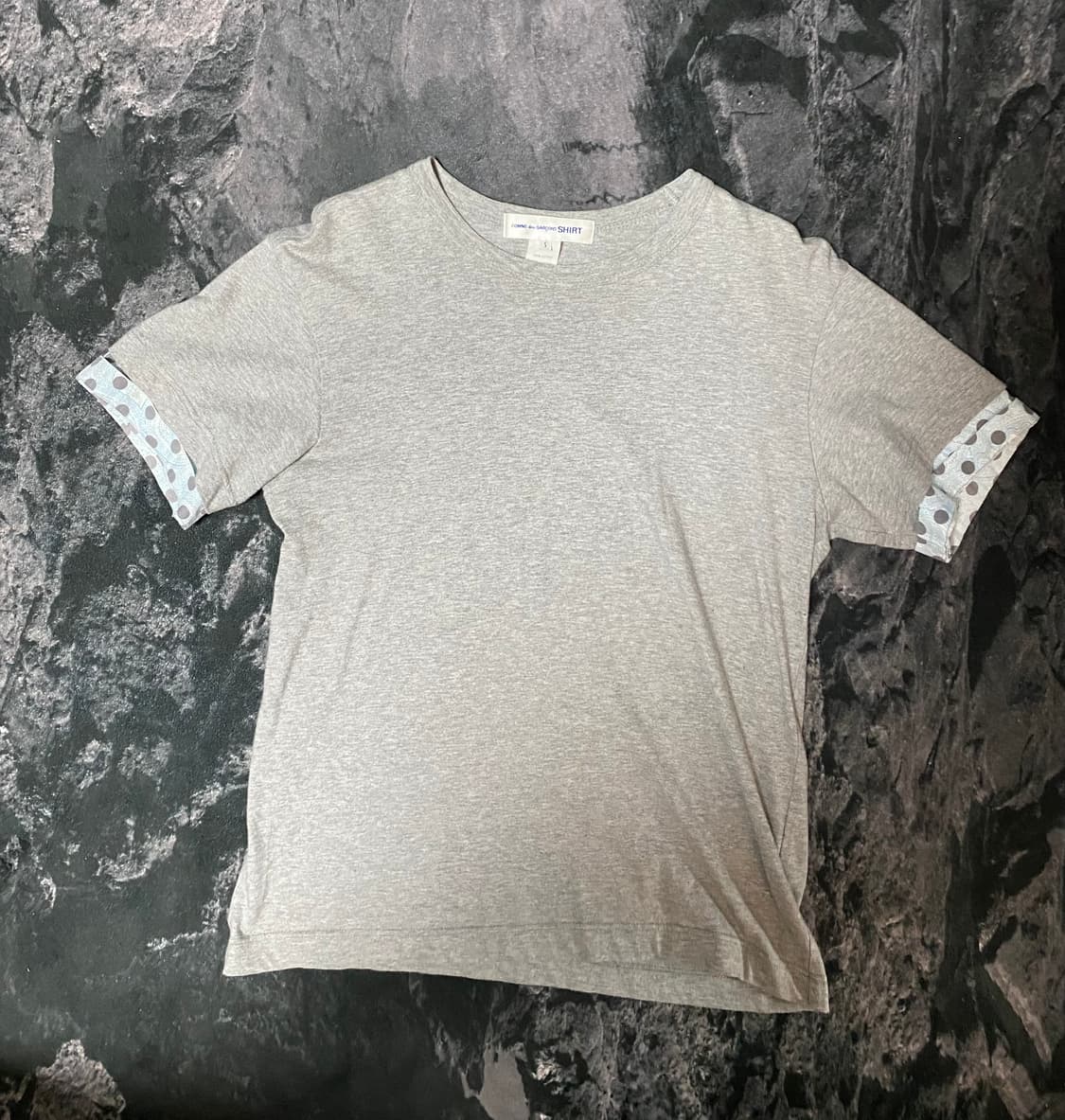 꼼데가르송 셔츠 티셔츠 상품이미지1