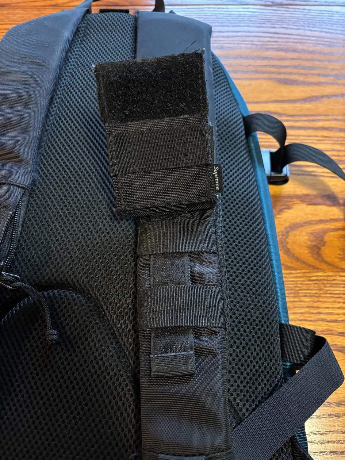 19FW 슈프림 백팩 다크 틸 상품이미지5