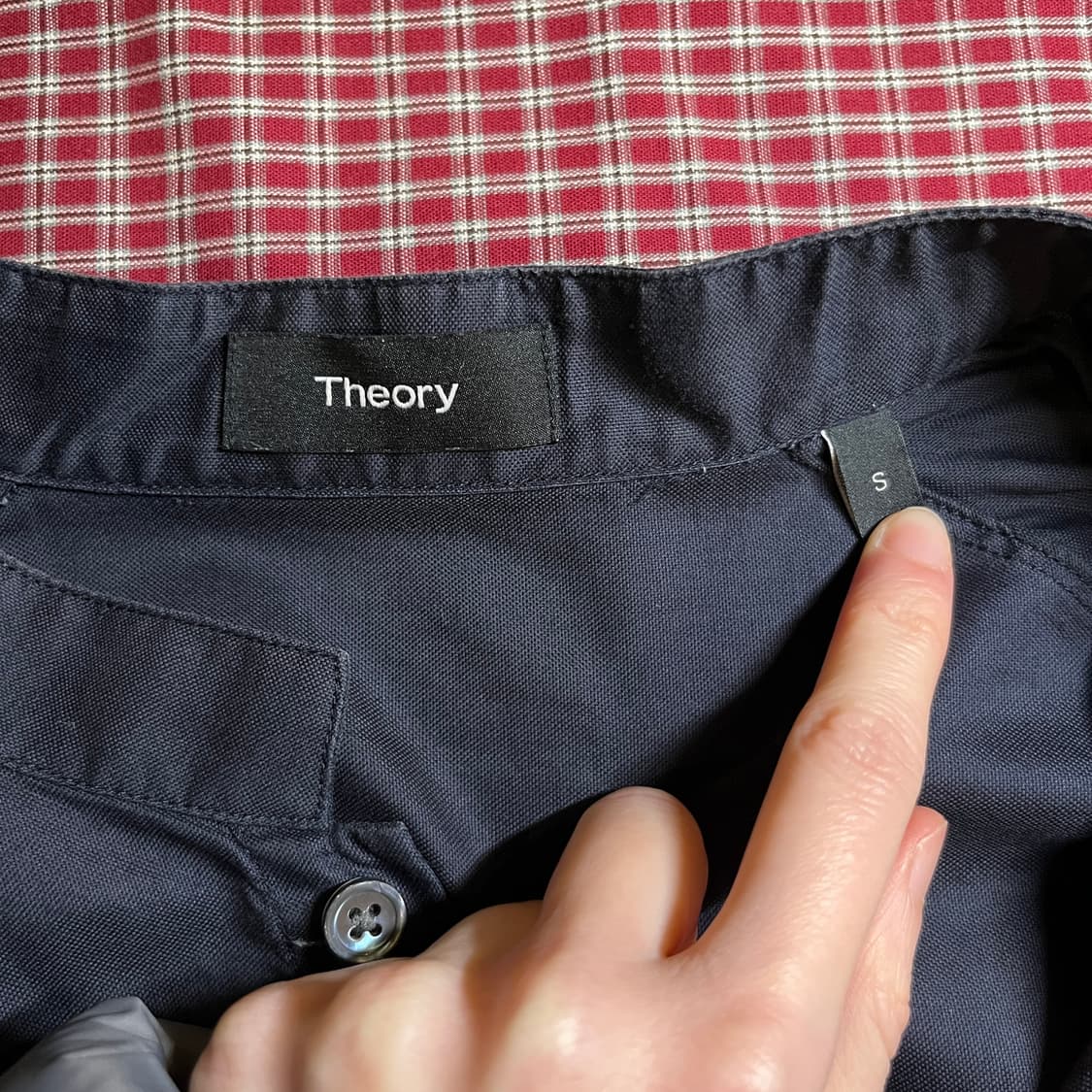 띠어리 헨리넥 셔츠 상품이미지5