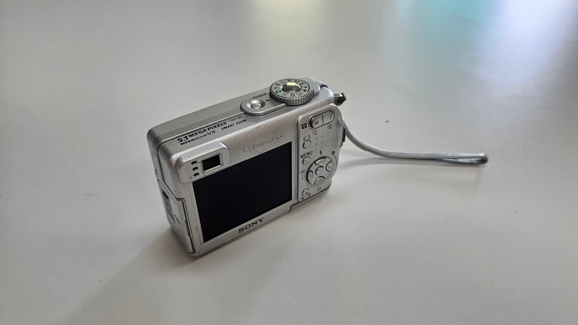 작례O 칼자이스 명품 렌즈 소니 사이버샷 dsc-w1 디지털카메라 빈티지 상품이미지9