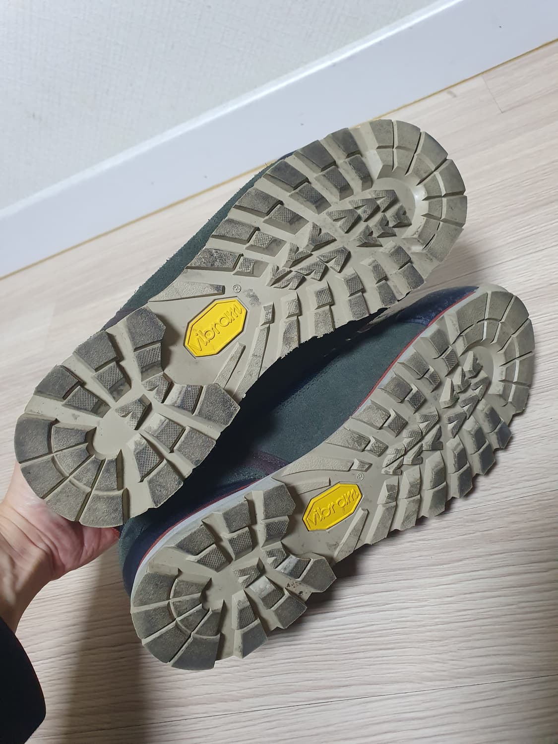 컬럼비아 비브람 등산화 260 상품이미지7