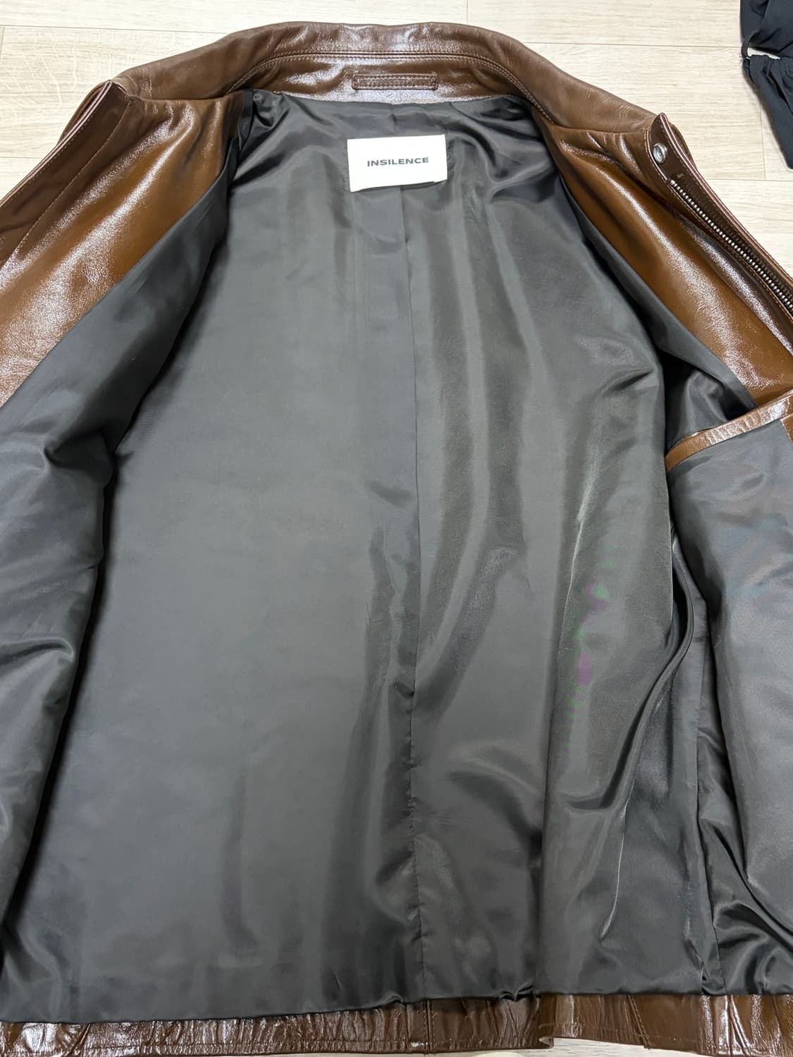 인사일런스 브라운 크롭 레더자켓 상품이미지3