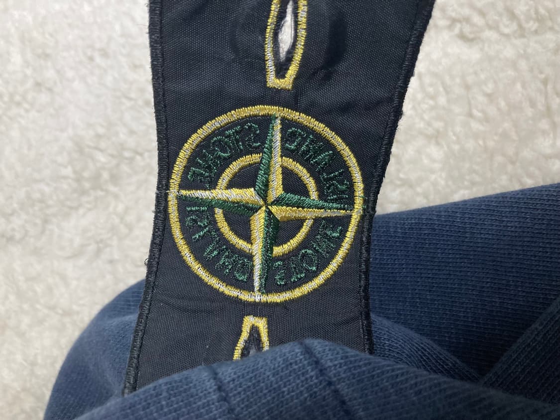 스톤아일랜드 와펜 후드집업 s 다잉 다크 네이비 상품이미지3