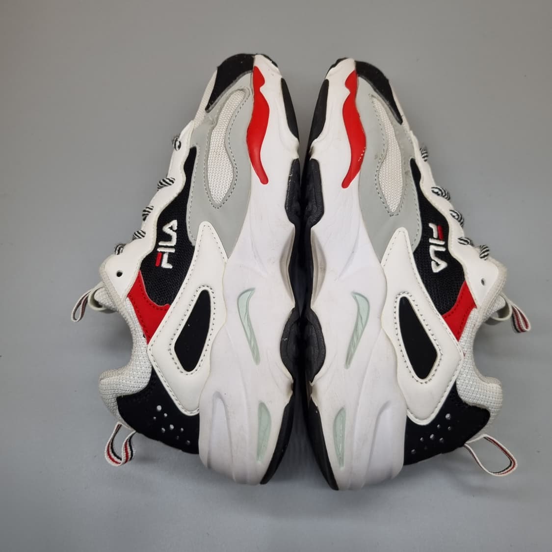 휠라 레이트레이서 여성운동화240  상품이미지5