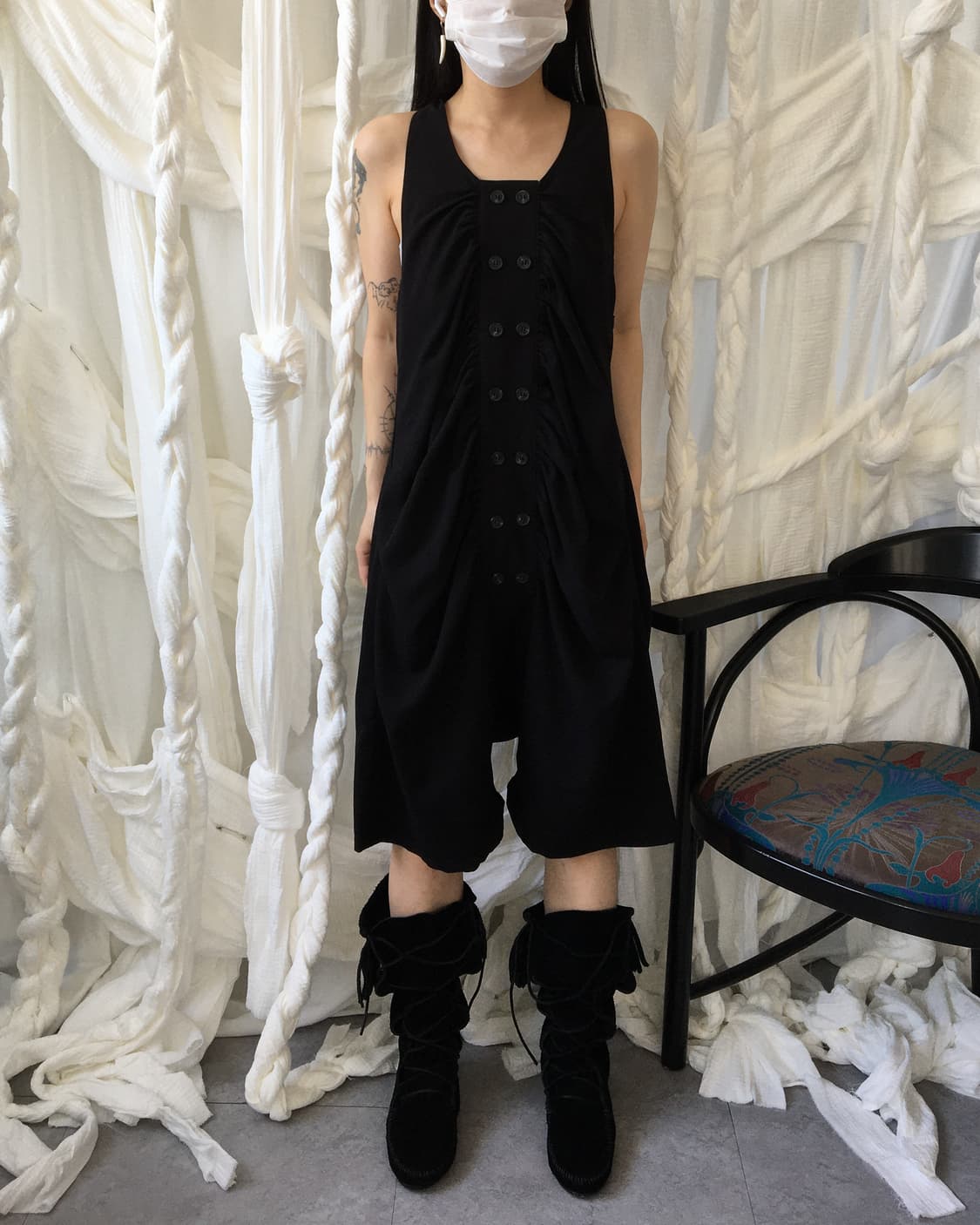 Double button shirring tied sleeveless j 상품이미지10