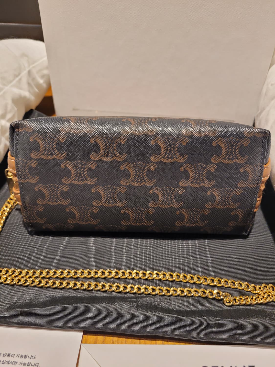 셀린느 트리옹프 캔퍼스 체인 클러치백 숄더백 상품이미지5