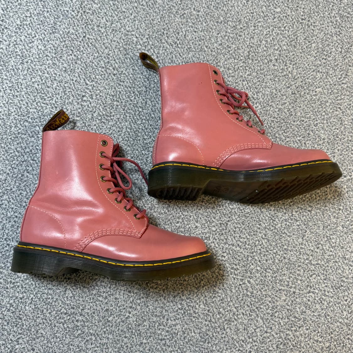 닥터마틴 파스칼 8홀 부츠 240 상품이미지5