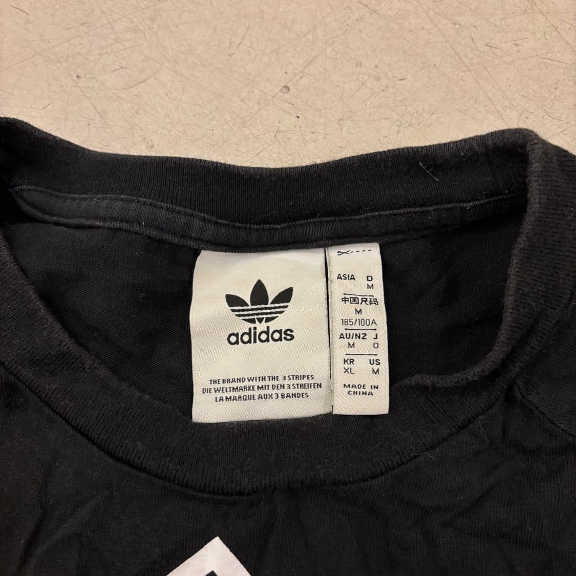 아디다스 빅트레포일 반팔티 상품이미지3