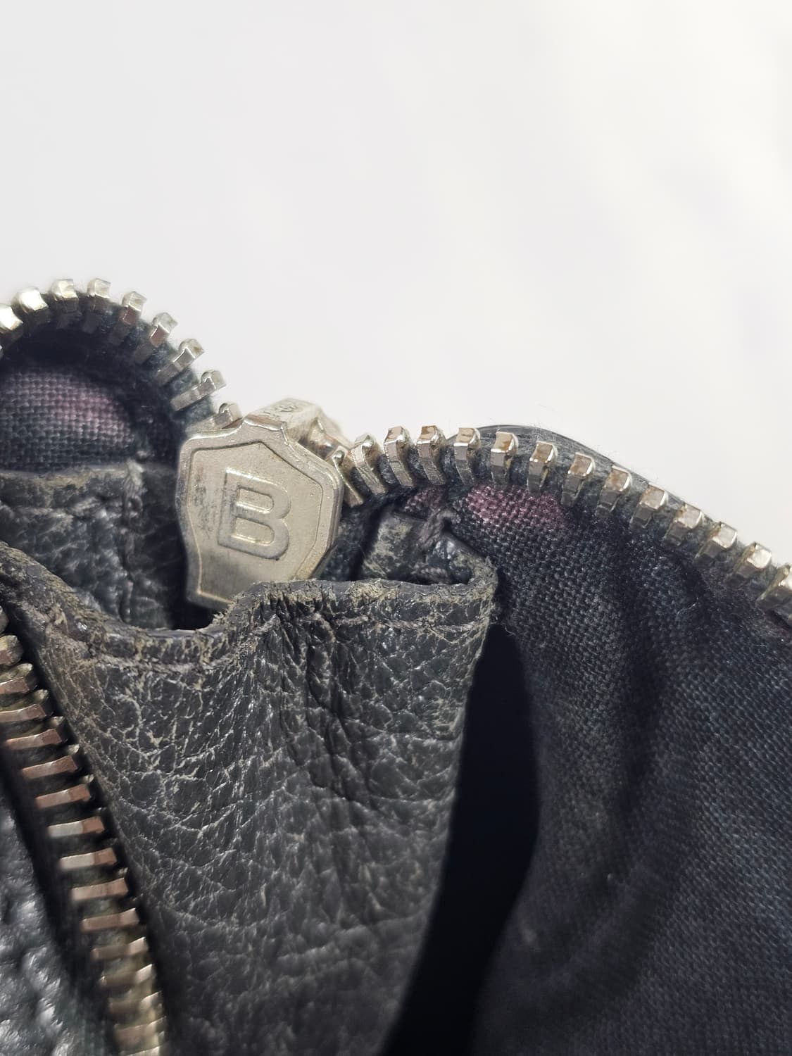 발렌시아가클레식모터클러치 상품이미지9