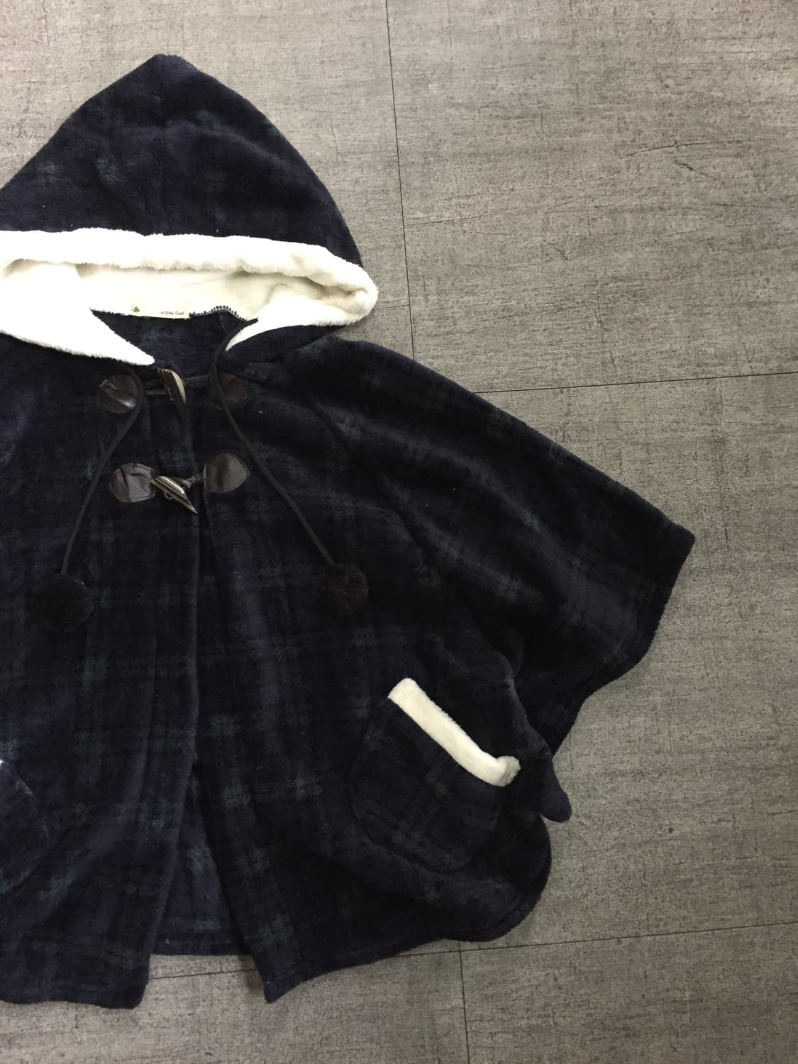 일본빈티지 Naplefeel 하구미모리걸 라떼갸루 폼폼 후드케이프자켓 상품이미지2