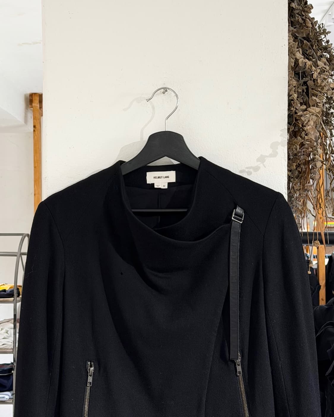헬무트랭 블랙 울 스트랩 자켓 상품이미지4