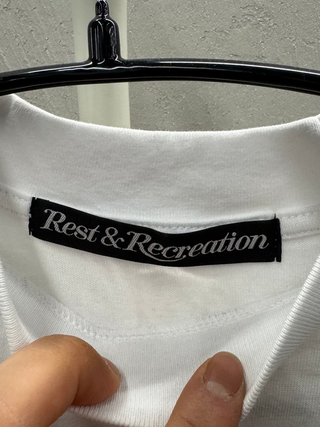 Rest & Recreation 크롭 티셔츠 화이트 상품이미지4