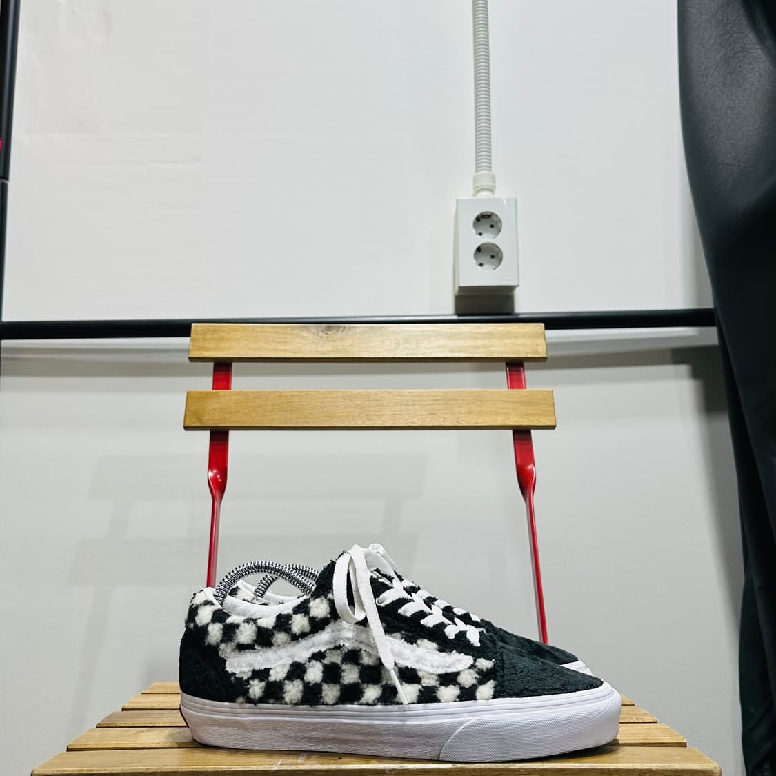 260) 반스 운동화 남성 남자 올드스쿨 체커보드 퍼 블랙 화이트 상품이미지1