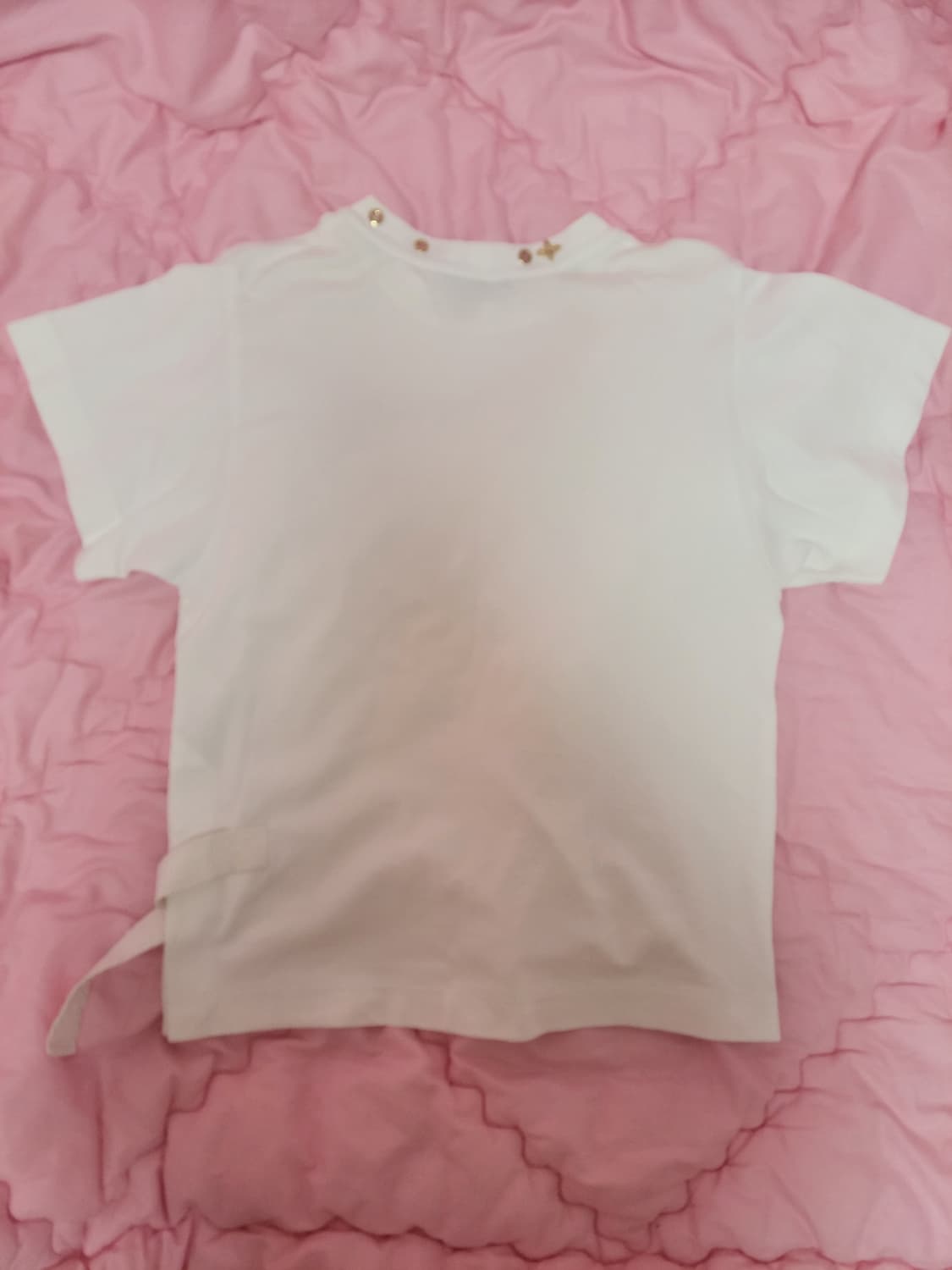 정품)급처2번입고세탁완료!루이비통 넥로고참장식 사이드 스트랩 반팔면티셔츠 상품이미지5