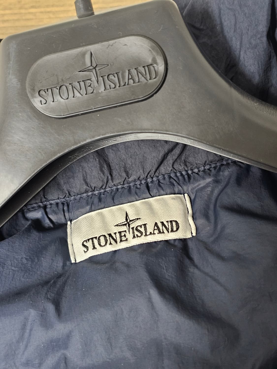 스톤아일랜드 크링클랩스 리사이클 나일론 다운 베스트 상품이미지4