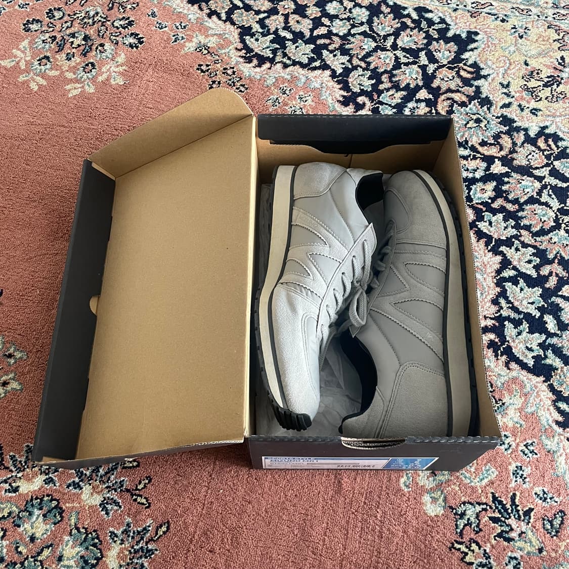 마가렛호웰x미즈노 스니커즈 상품이미지2