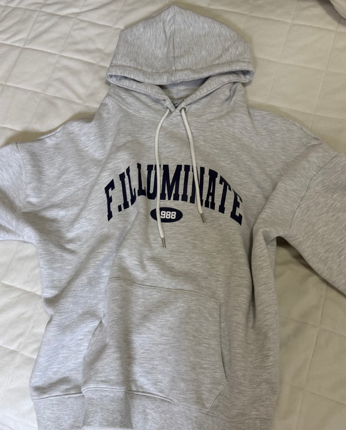 필루미네이트 후드티 상품이미지2