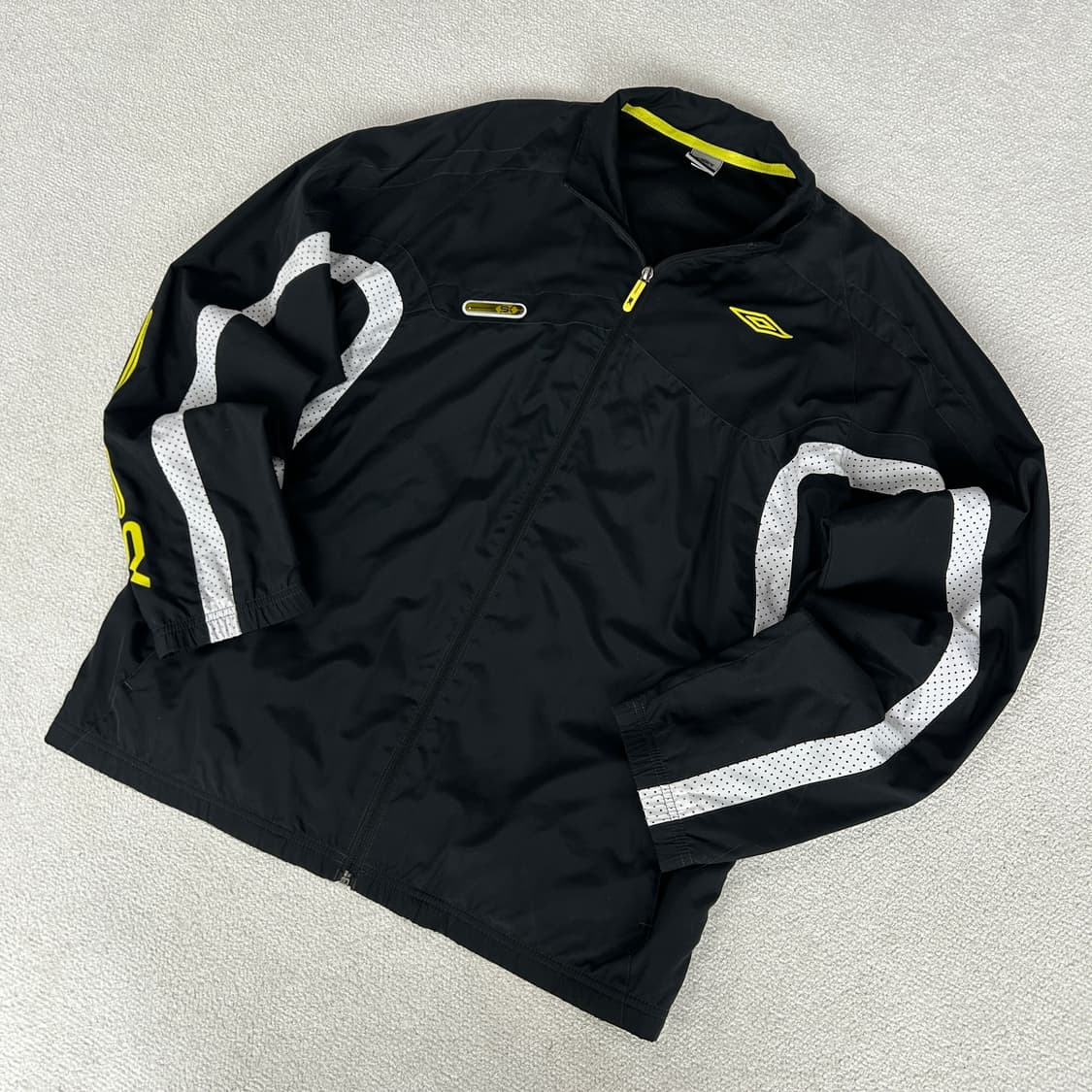 엄브로 블랙 바람막이 점퍼 L 상품이미지1