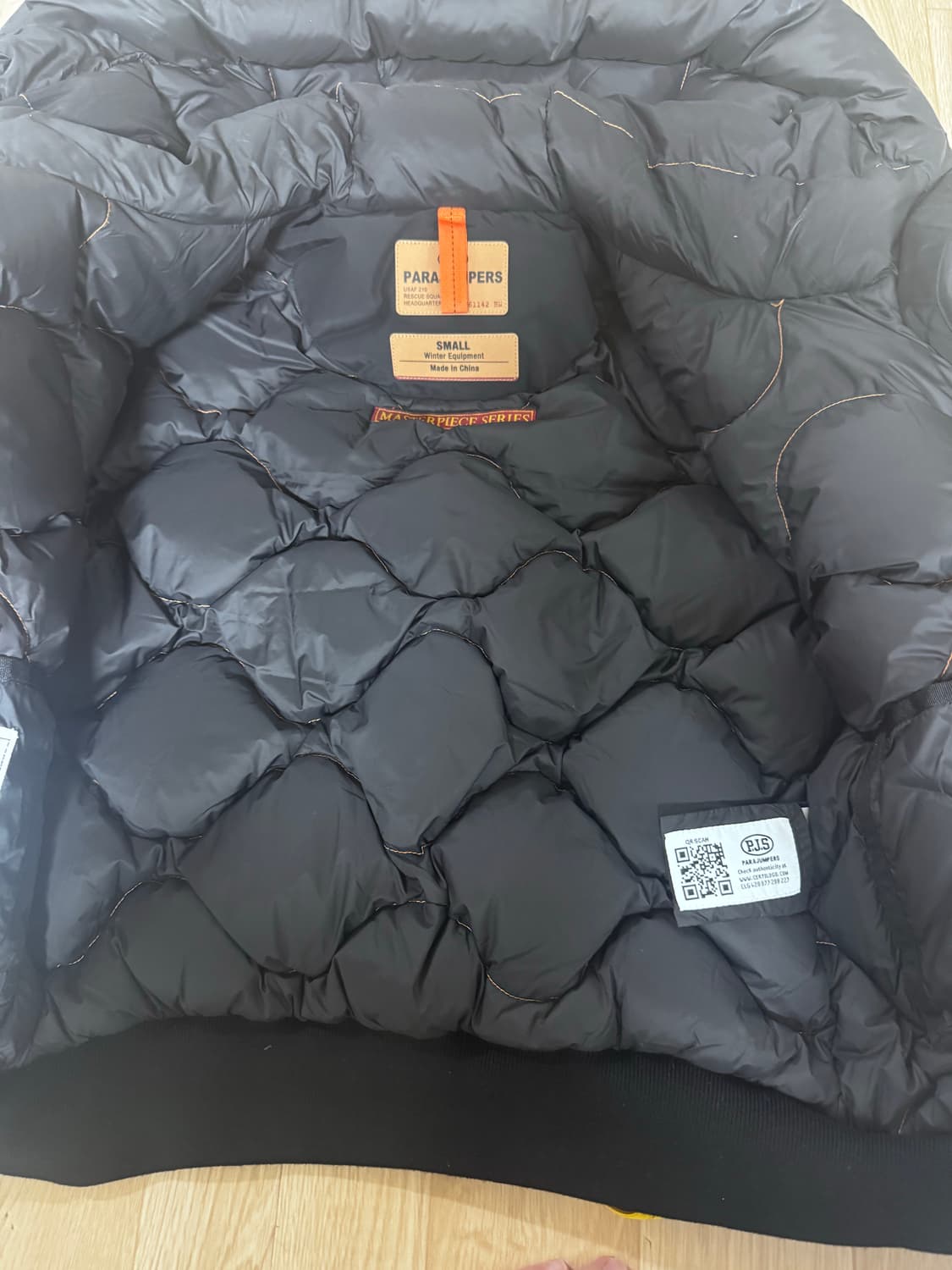 파라점퍼스 고비 판매합니다 상품이미지4