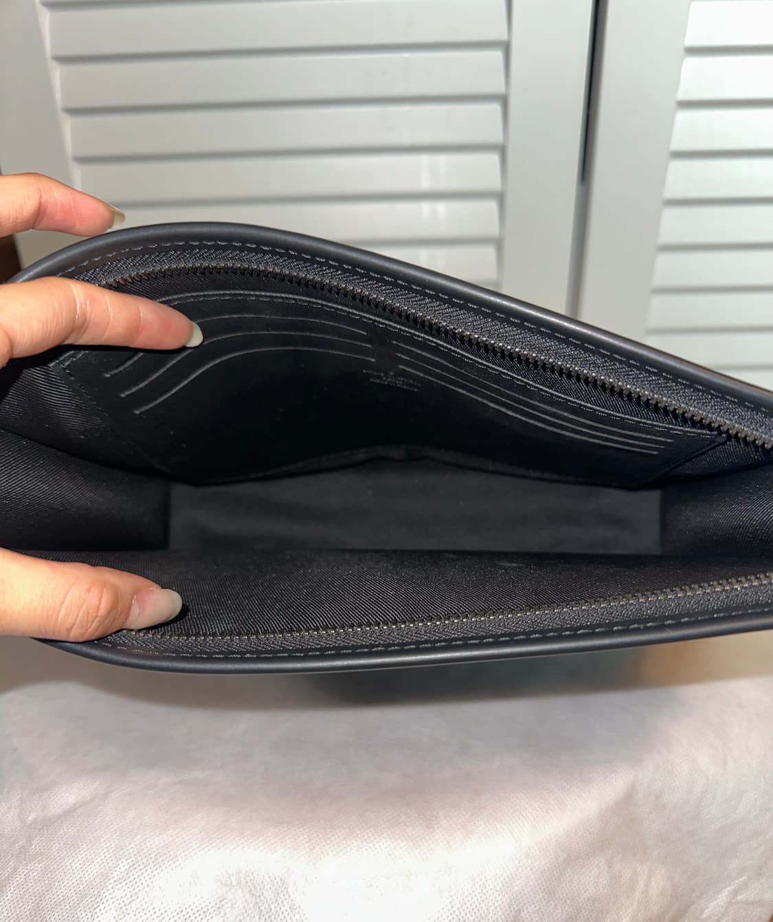 루이비통 포쉐트 보야주 클러치 상품이미지7