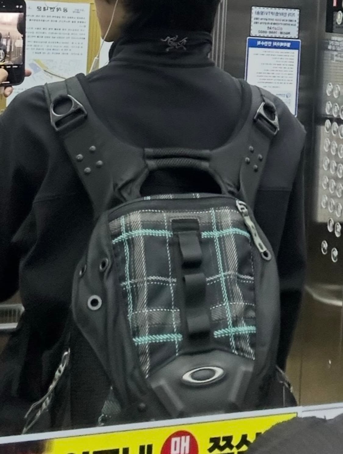 Oakley ICON NoteBook BackPack 상품이미지2