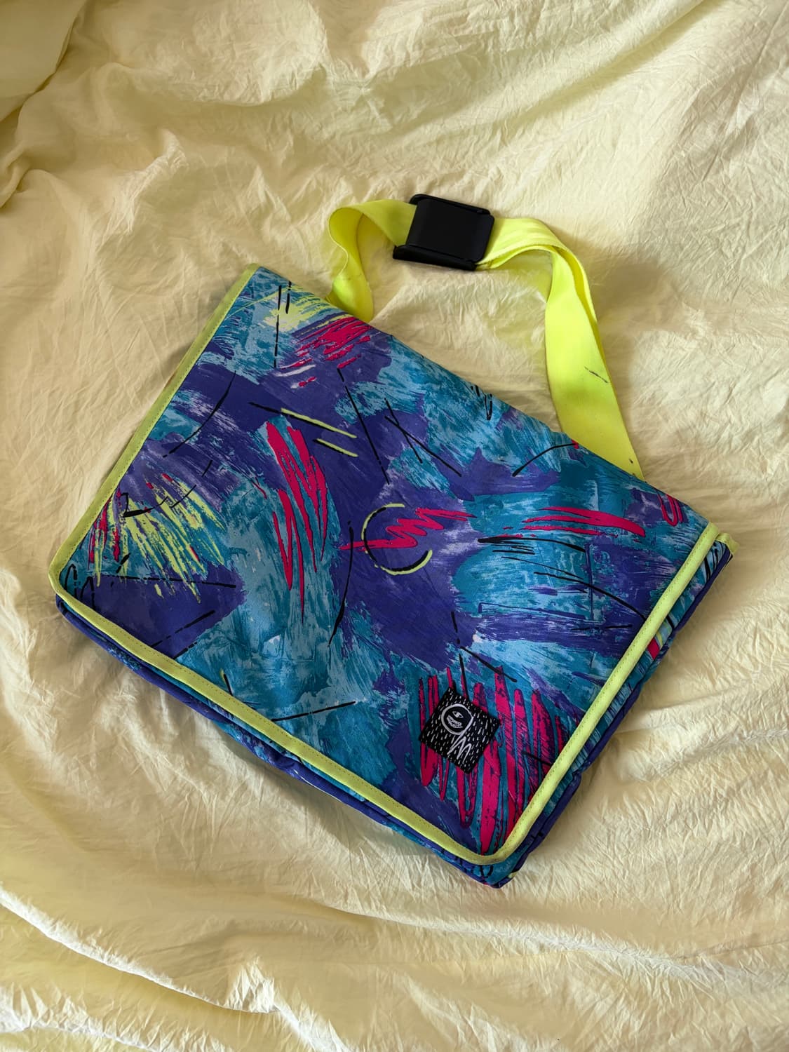 꾸르지엠 크로스백 상품이미지1