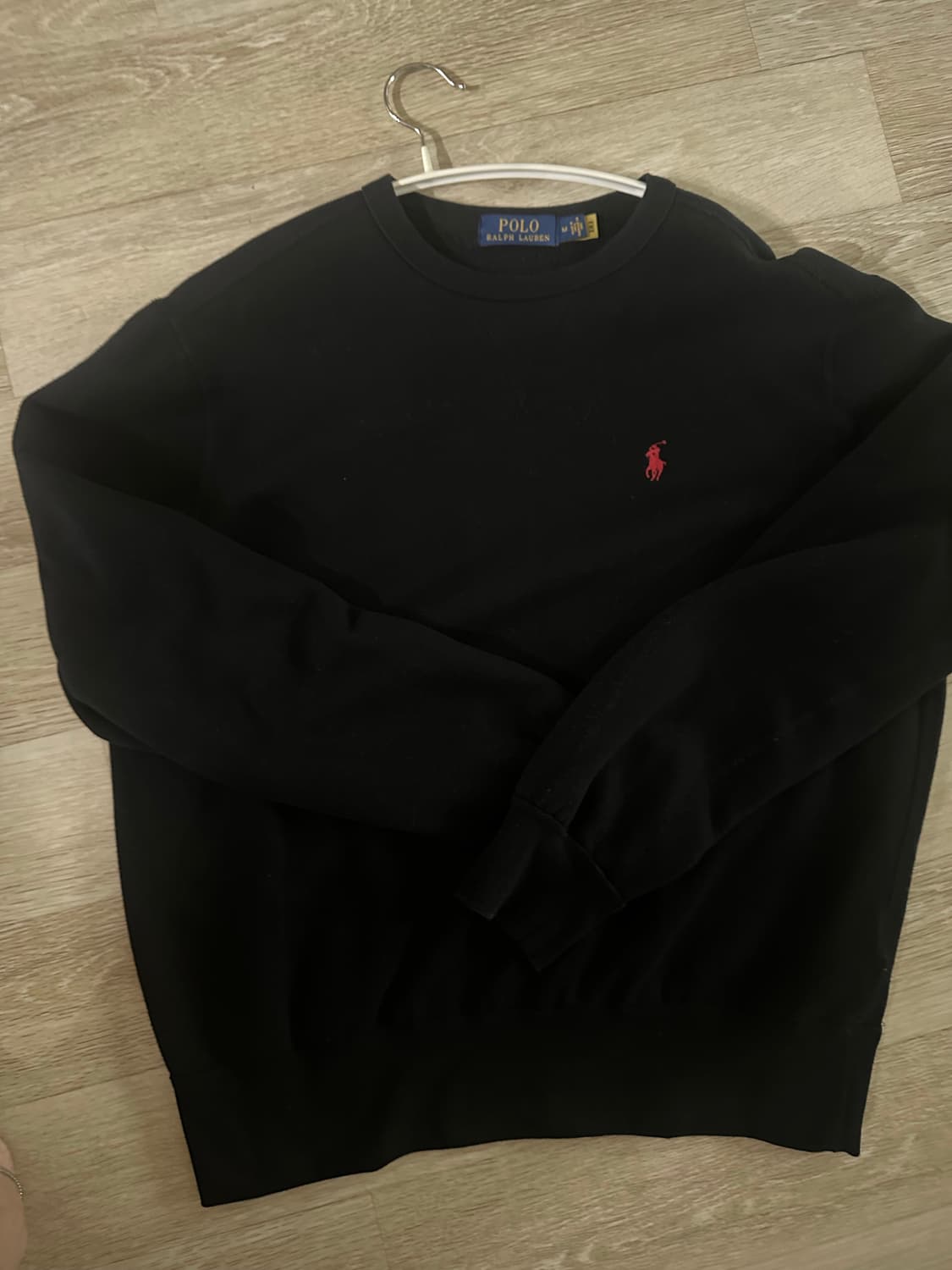 폴로 맨투맨 M 블랙 상품이미지1