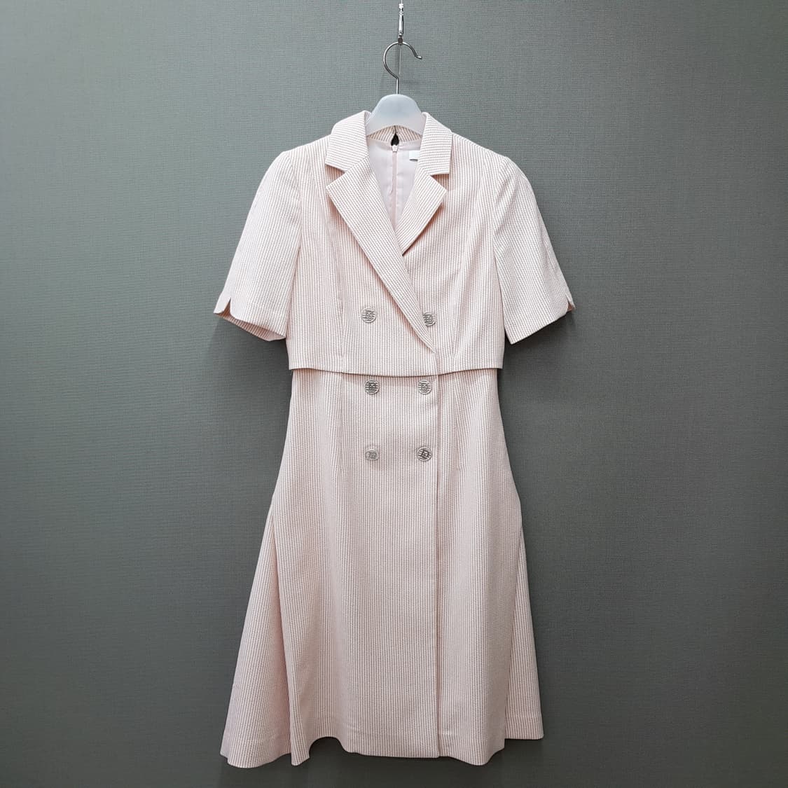 듀엘 DEWL 2022더블버튼 플레어 원피스 55사이즈 상품이미지1