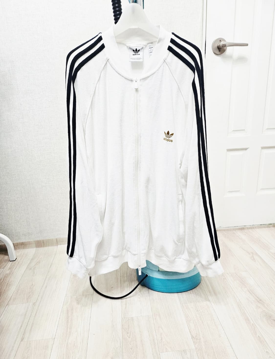 (110~115)2XL우주매물아디다스슈퍼스타벨루어금장자수[흰검]트랙탑져지 상품이미지1