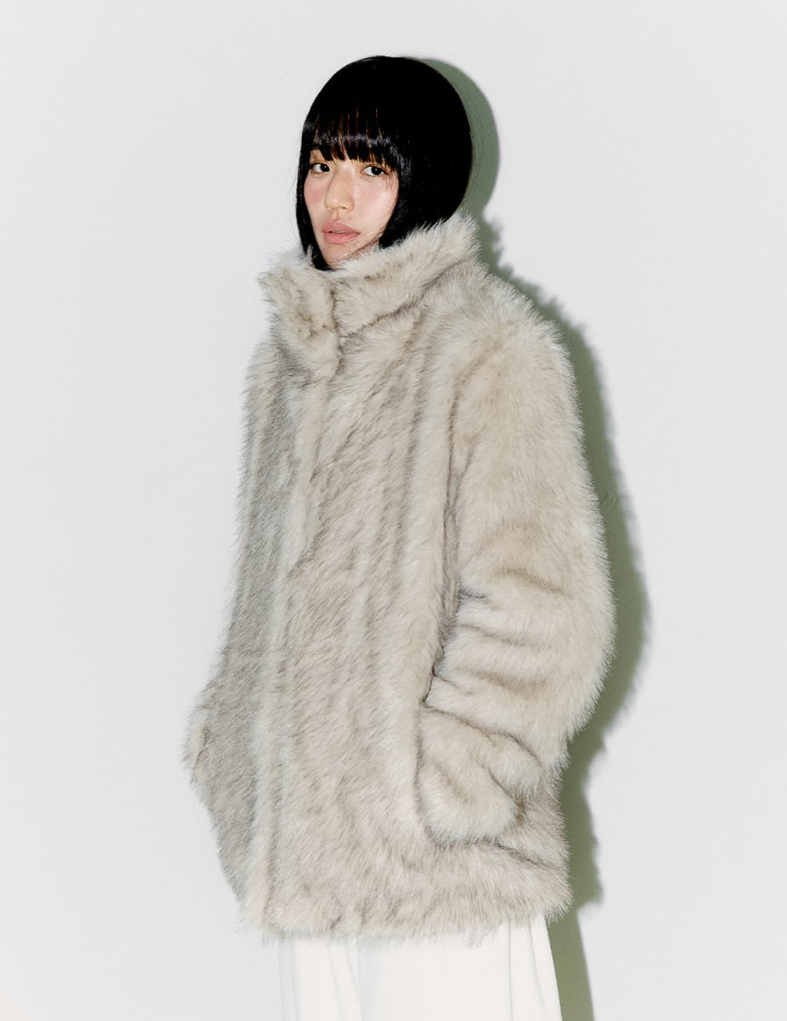 오피쉬 FLUFFY MIX FUR JACKET (LIGHT GRAY) 상품이미지3