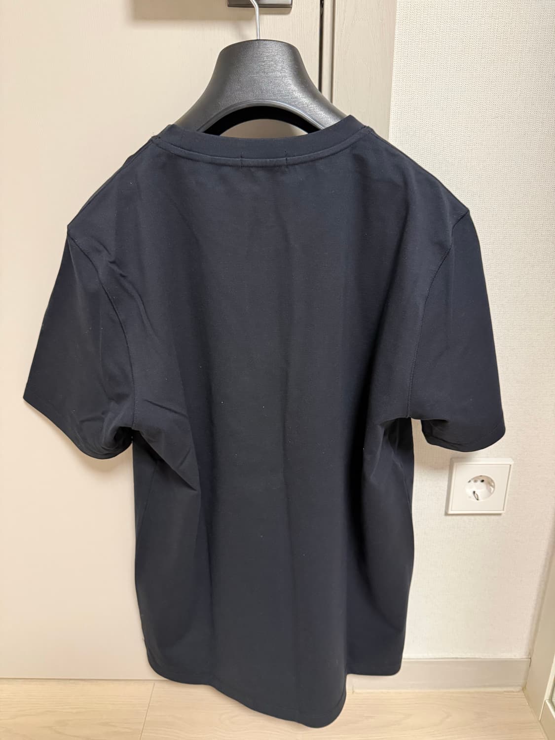 남성 띠어리 반팔티셔츠 블랙 L사이즈 상품이미지2