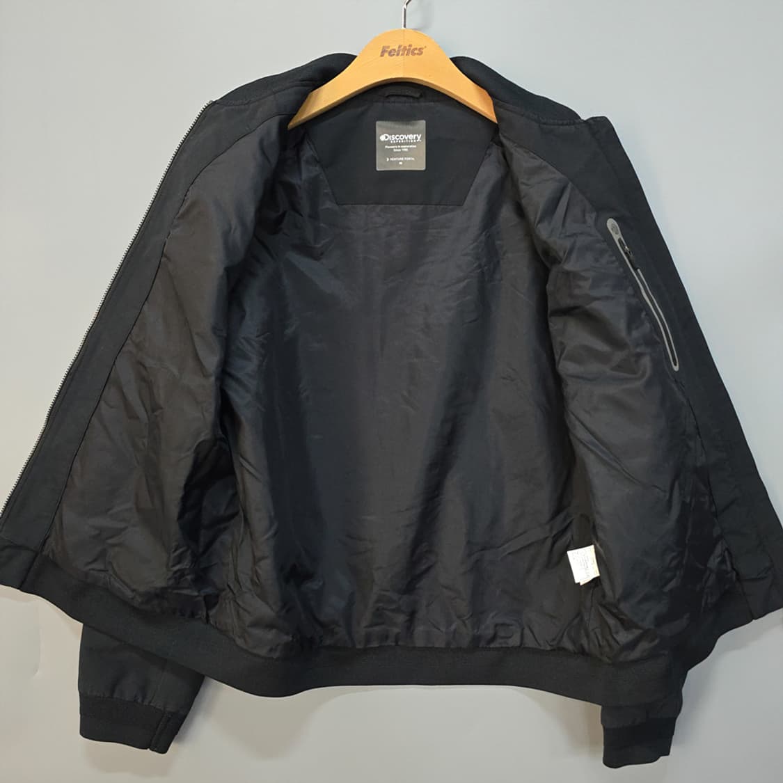 디스커버리(Discovery) 블랙 블루종 자켓 95 상품이미지3