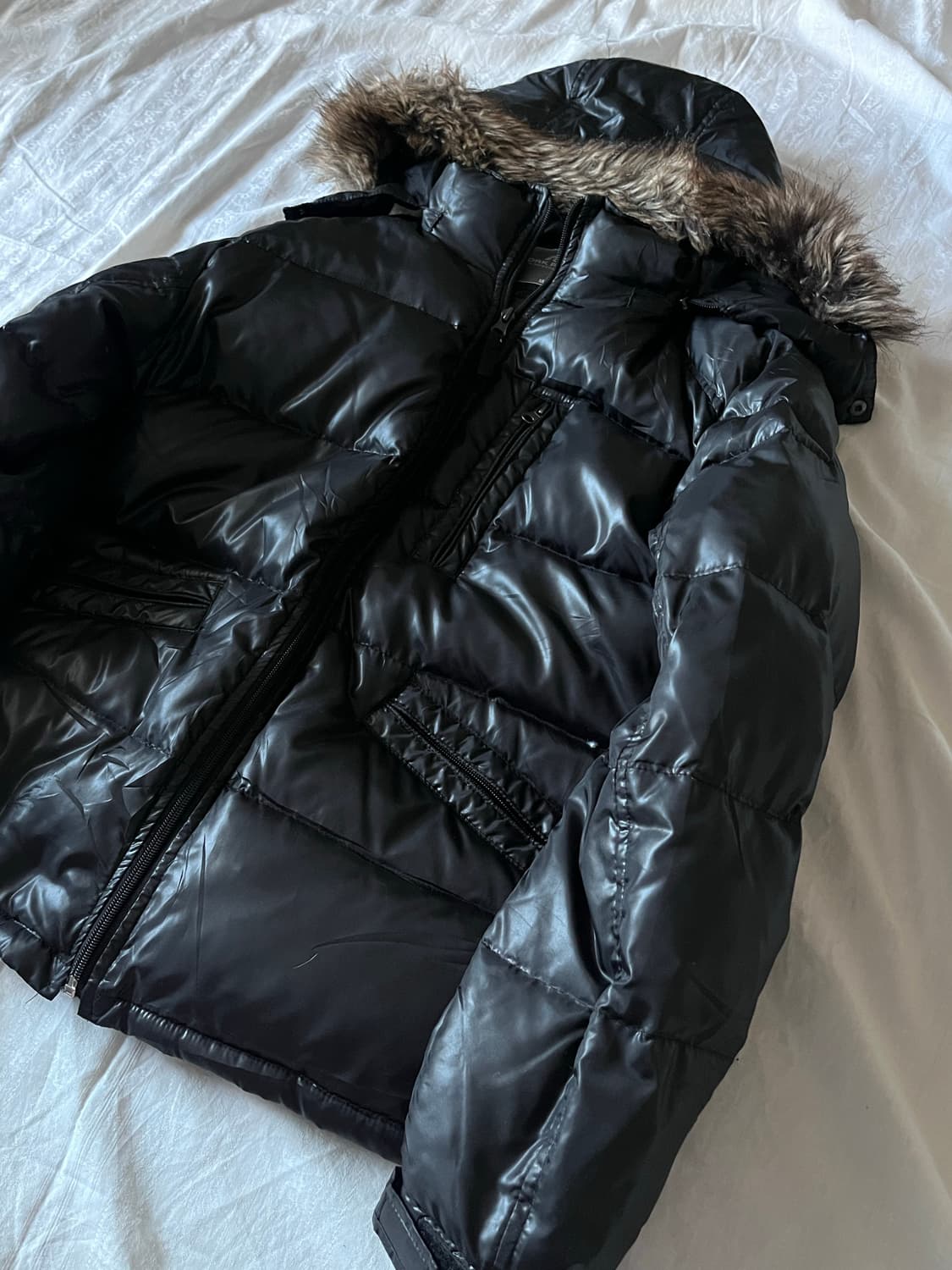 Glossy Black Fur Puffer Jacket 상품이미지2