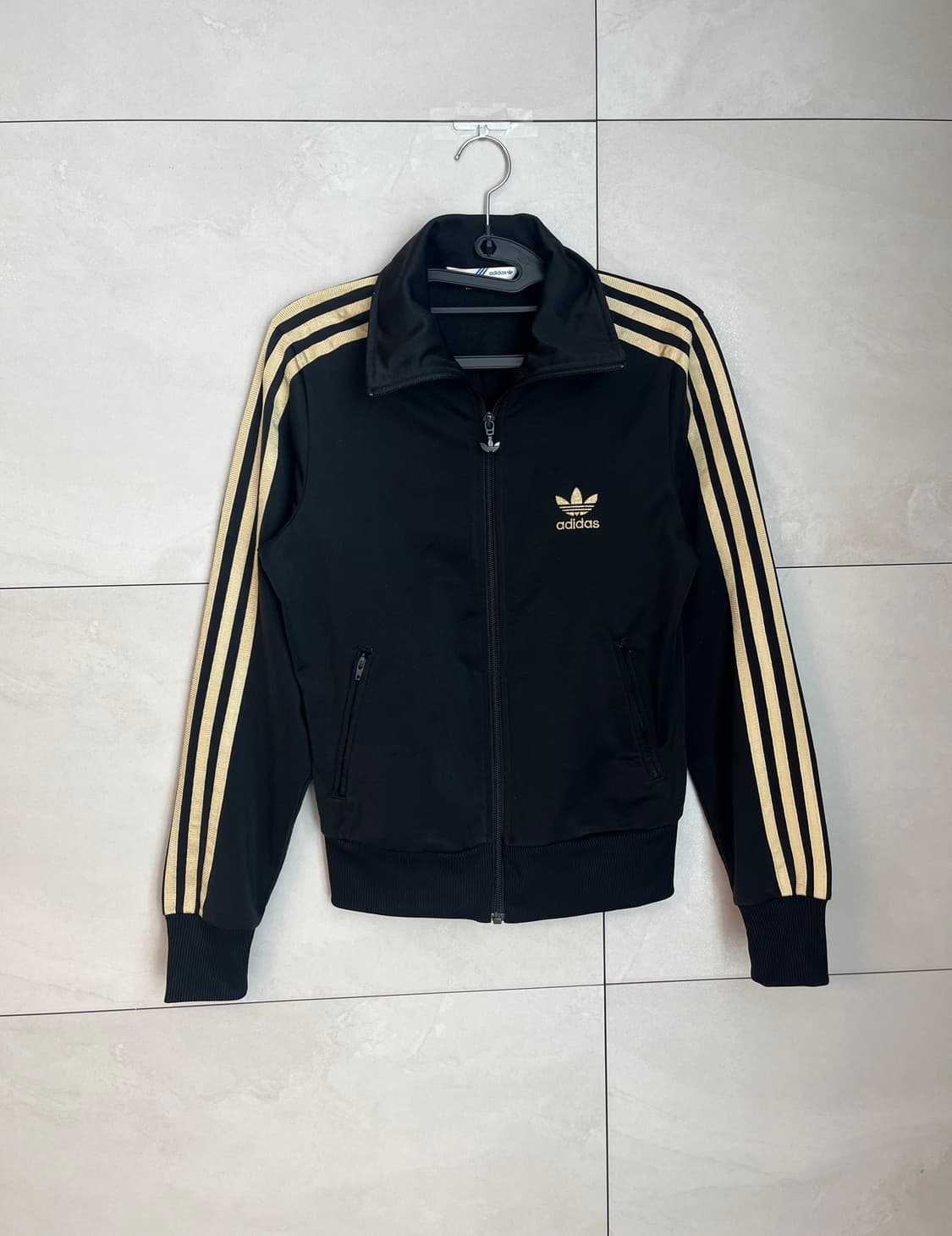 아디다스 제니깔 딱붙핏 파이어버드 검,골 져지 (90)  상품이미지2