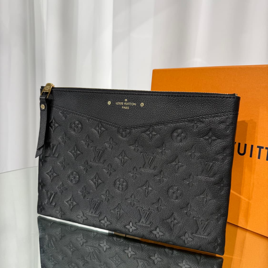 [신품급]루이비통 모노그램 앙프렝뜨 데일리 파우치 클러치백 상품이미지3