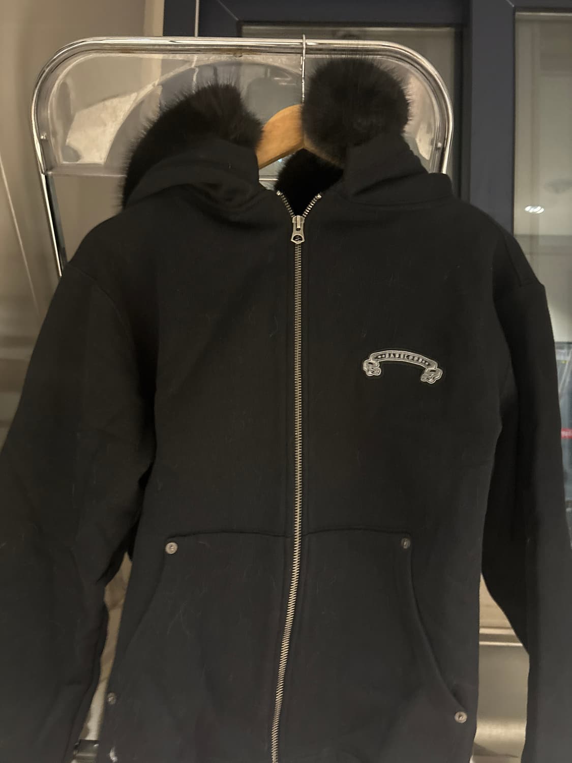 배드블러드 퍼 후드집업 상품이미지1