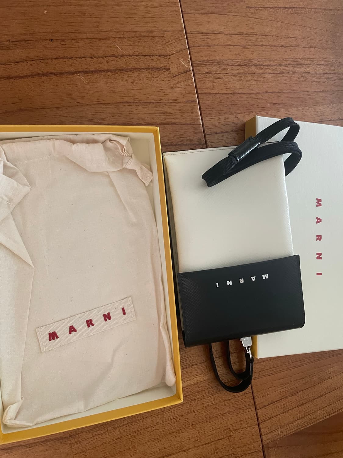 마르니 marni 미니가방 폰홀더 상품이미지2