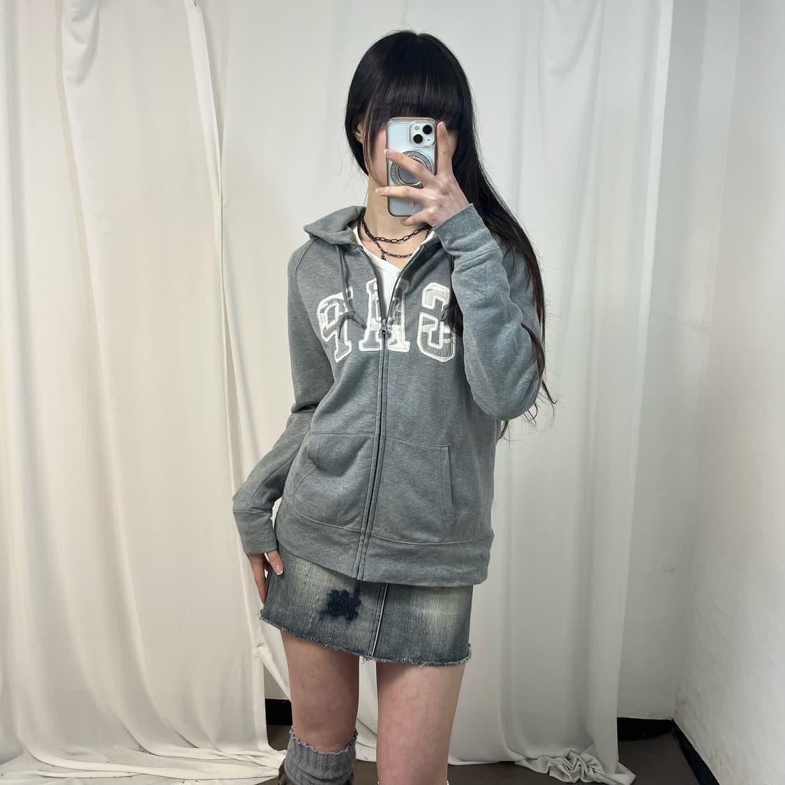 Gap grey zip-up hoodie 상품이미지1