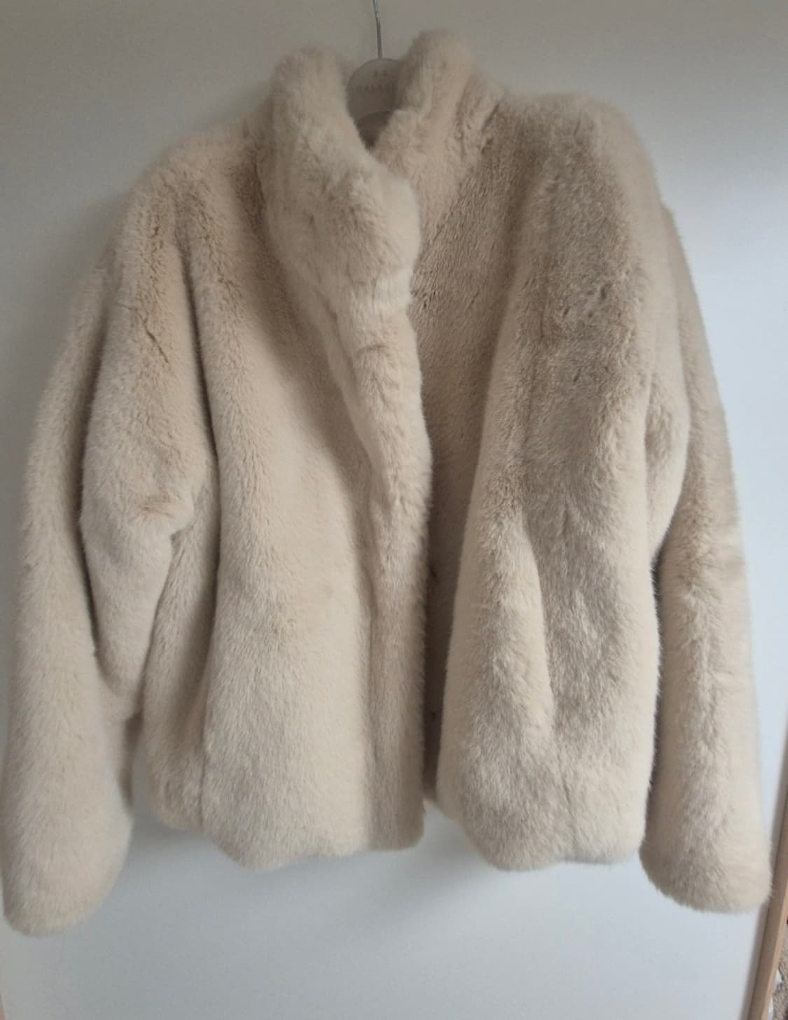 망고매니플리즈 퍼자켓 새상품 상품이미지2