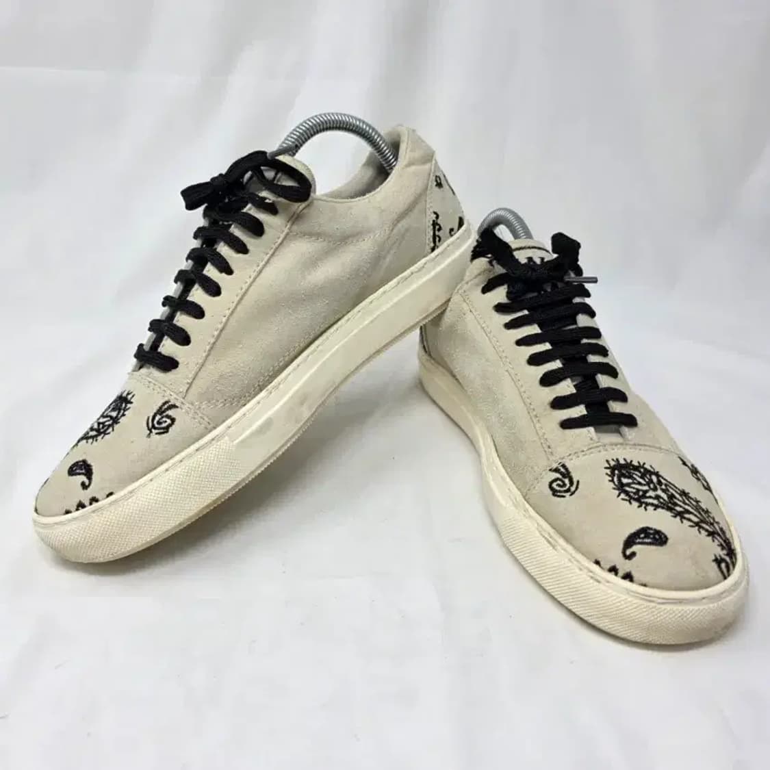 우영미 페이즐리 스니커즈 255 상품이미지1