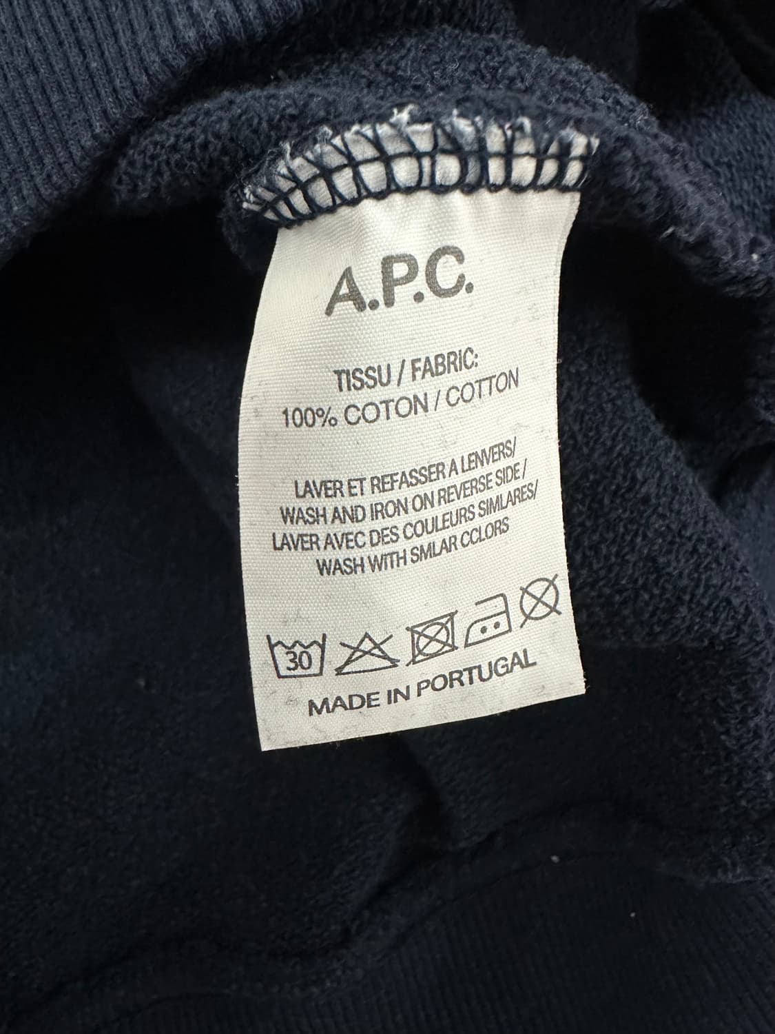 A.P.C 아페쎄 네이비 맨투맨 상품이미지5