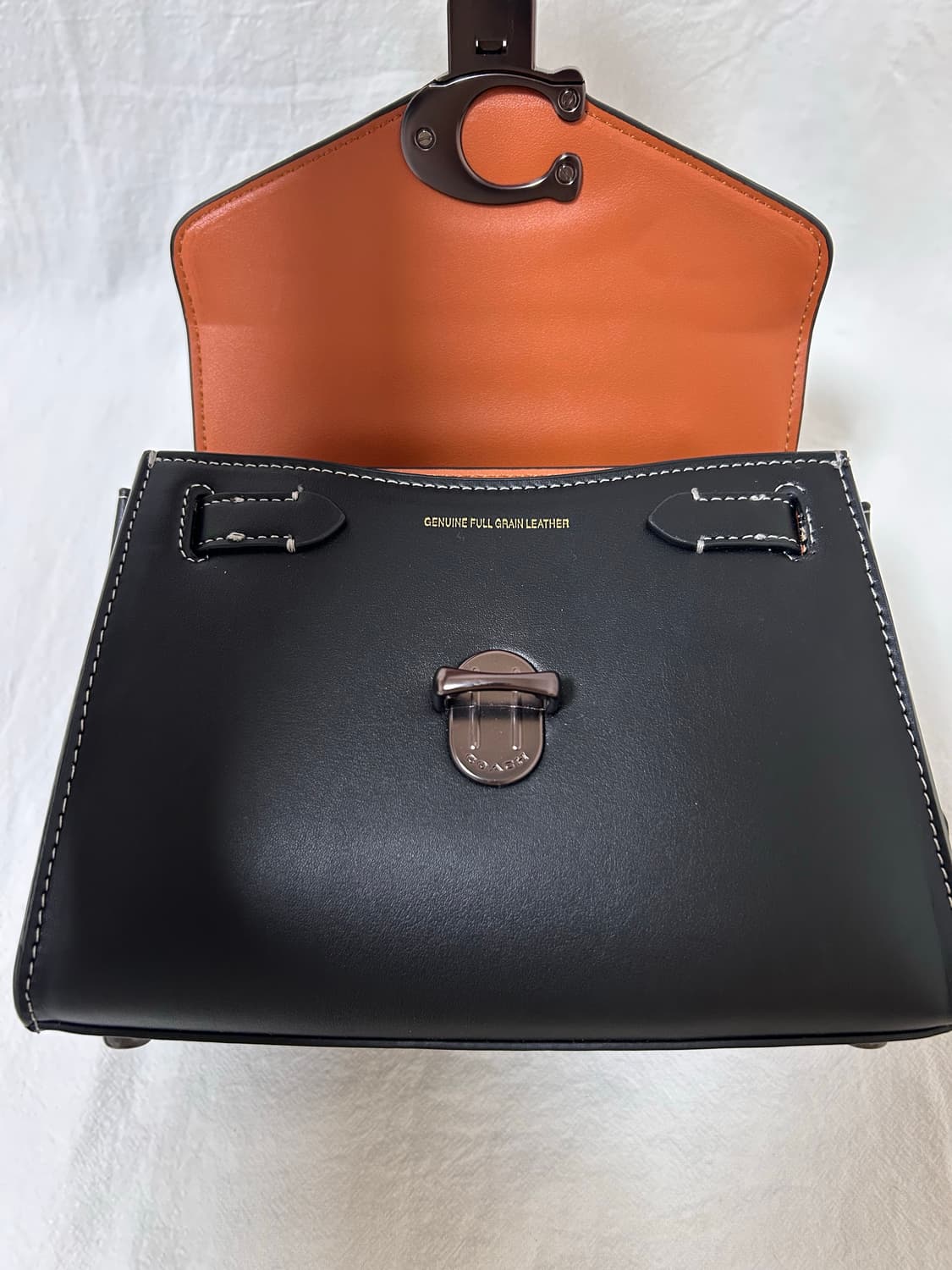 코치 블랙 가죽 토트백 상품이미지3