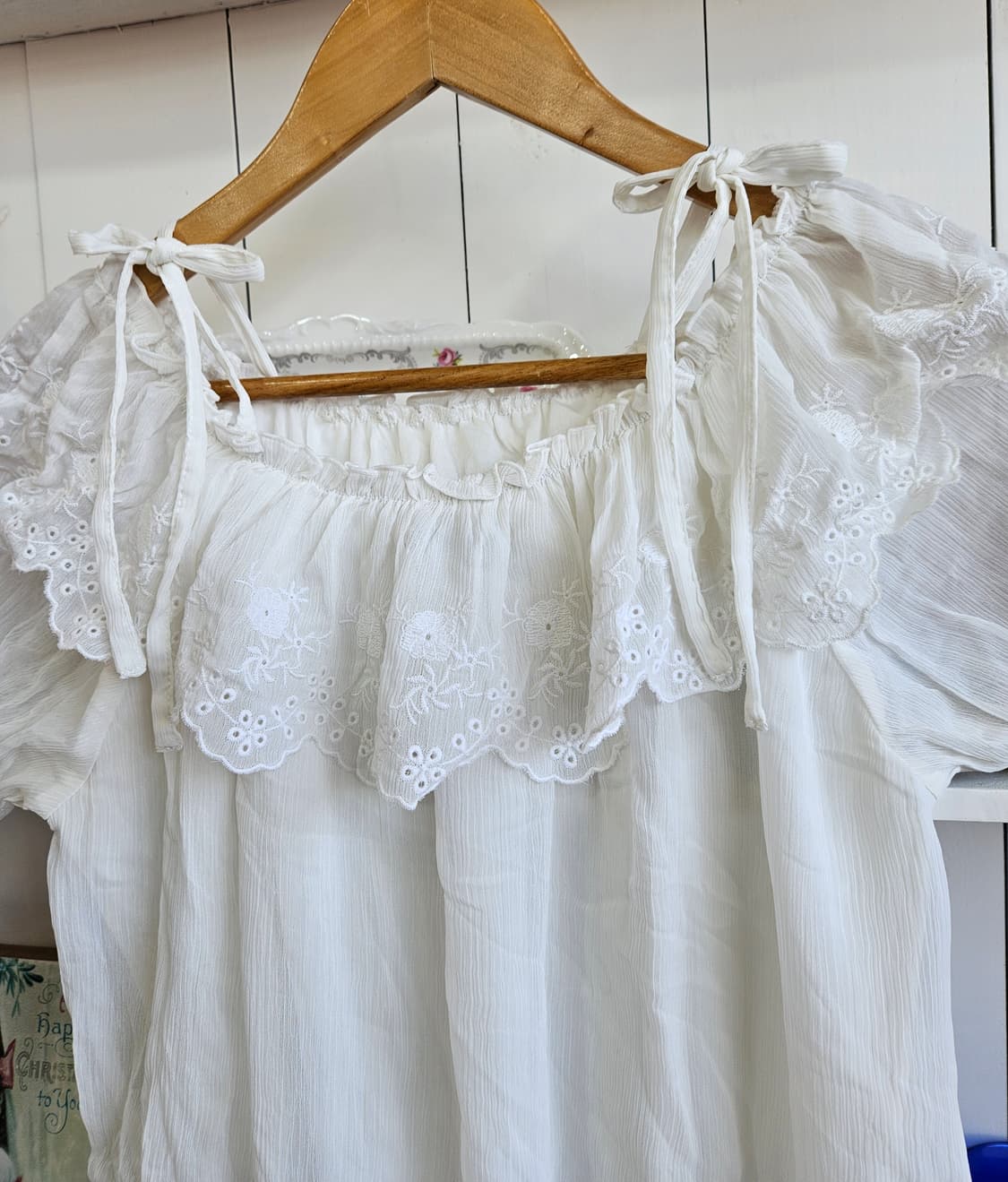 화이트 레이스 셔링 블라우스 상품이미지3