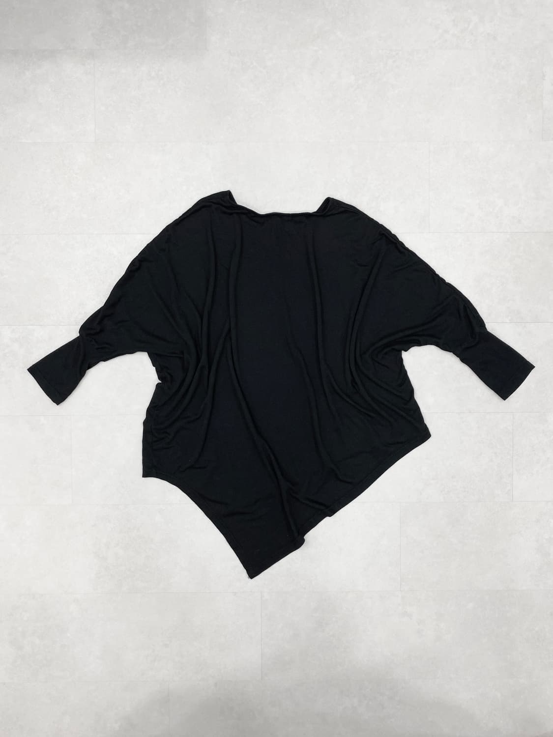 Asymmetric Dolman Sleeve  상품이미지2
