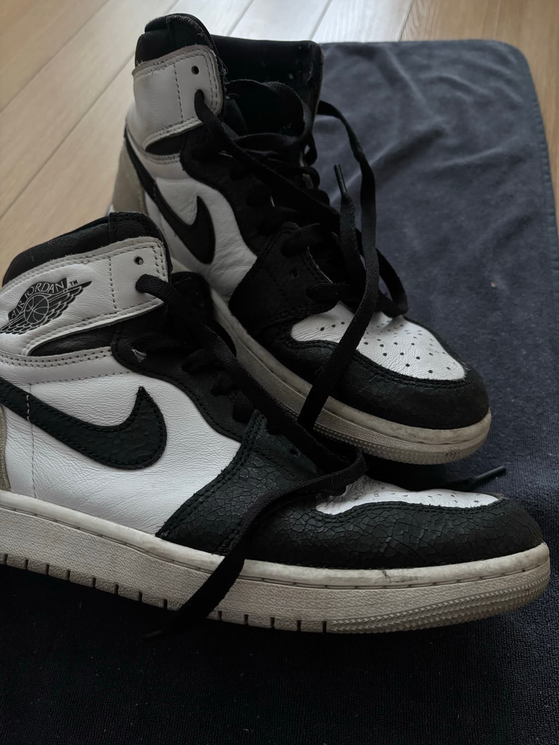 나이키 조던 1 레트로 하이 OG 블리치드 코랄 265-270 상품이미지2