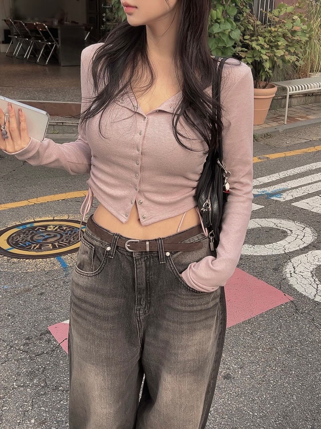 히프나틱 앙고라 셔링 크롭 스냅 가디건 핑크 상품이미지2